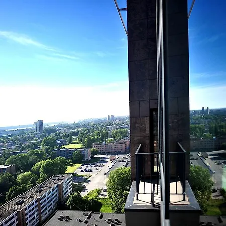 Blue Sky 20 Floor